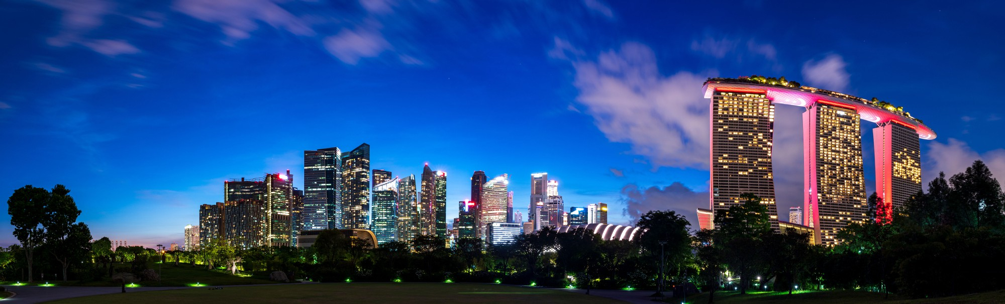 panorama-singapore-skyline